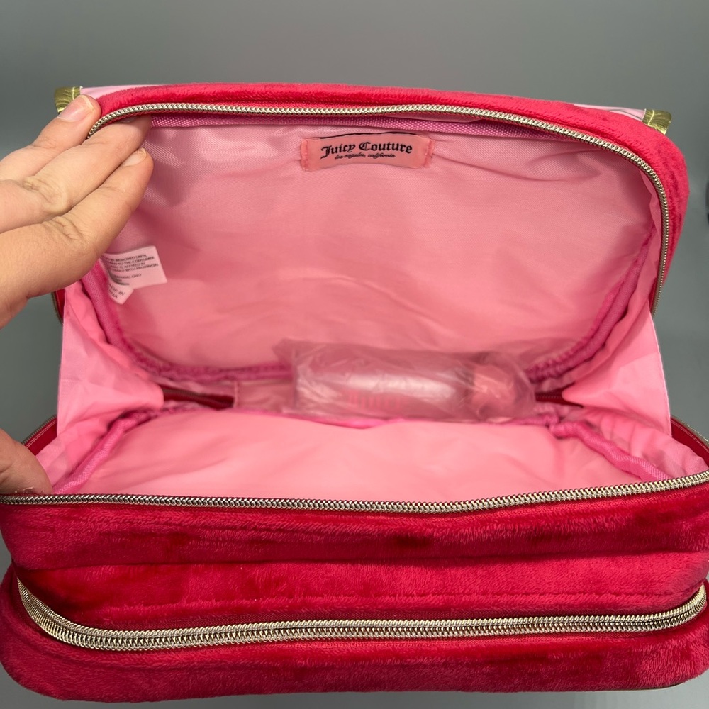 Juicy couture velour travel cosmetics bag - Picture 10 of 10